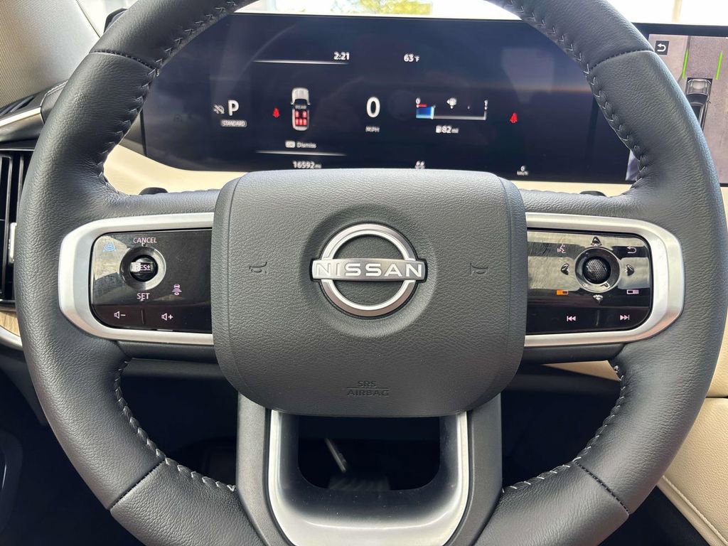 Used 2025 Nissan Armada Platinum AWD/4WD image 32