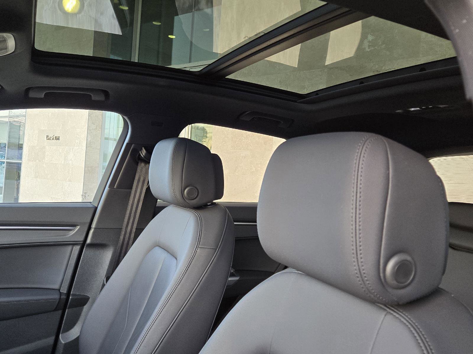 Used 2025 Audi Q3 2.0T Premium image 7