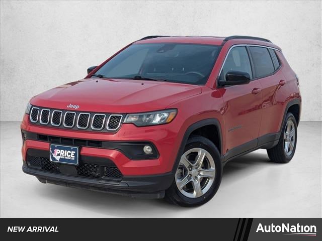 Used 2024 Jeep Compass Latitude image 1