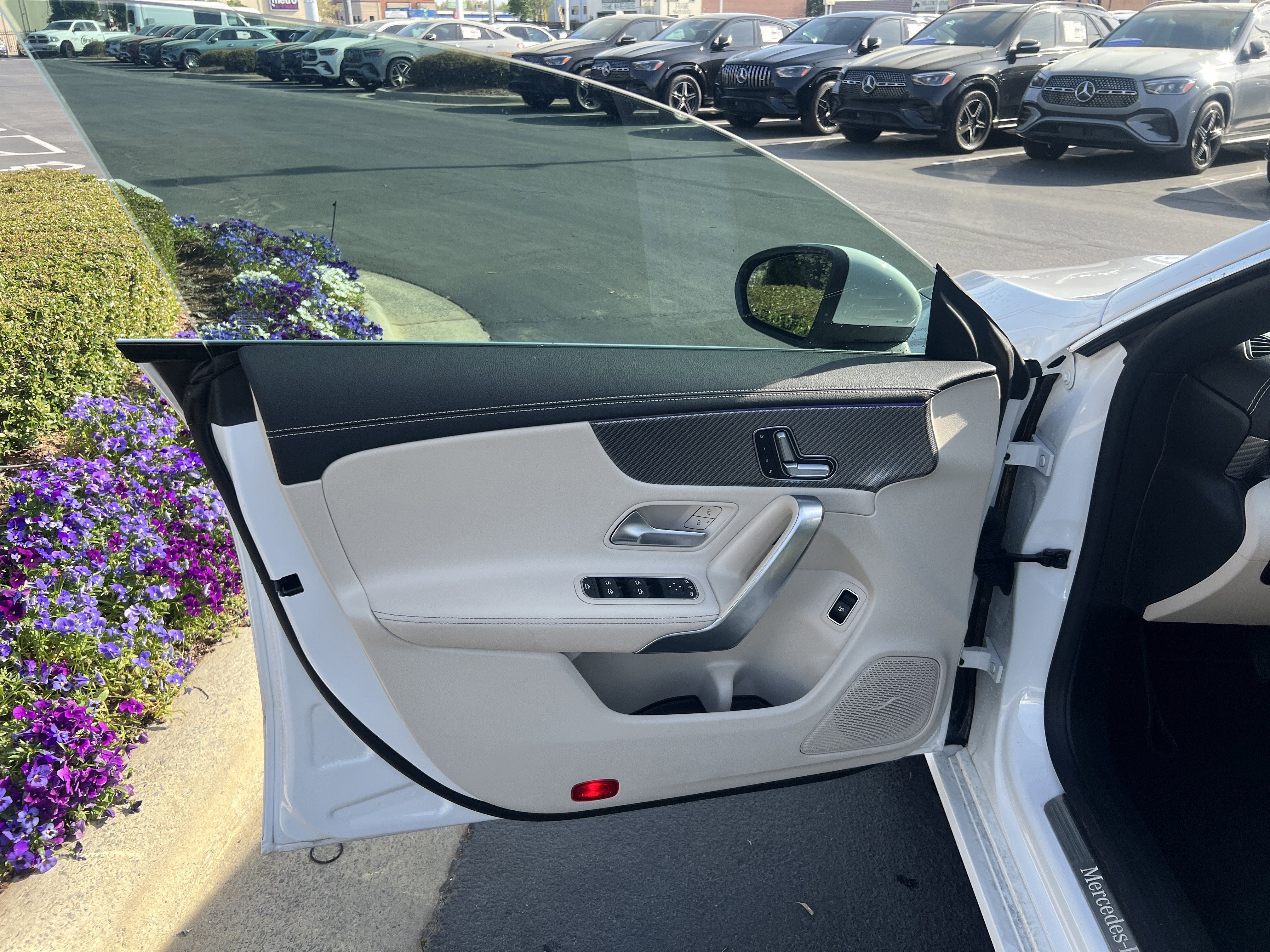 Used 2025 Mercedes-Benz CLA 250 image 14