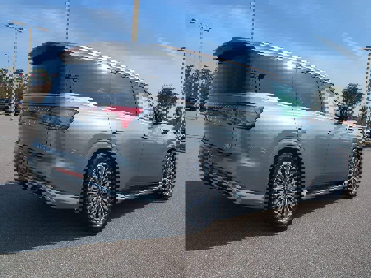 New 2026 INFINITI QX80 Luxe w/ Cargo Package image 5