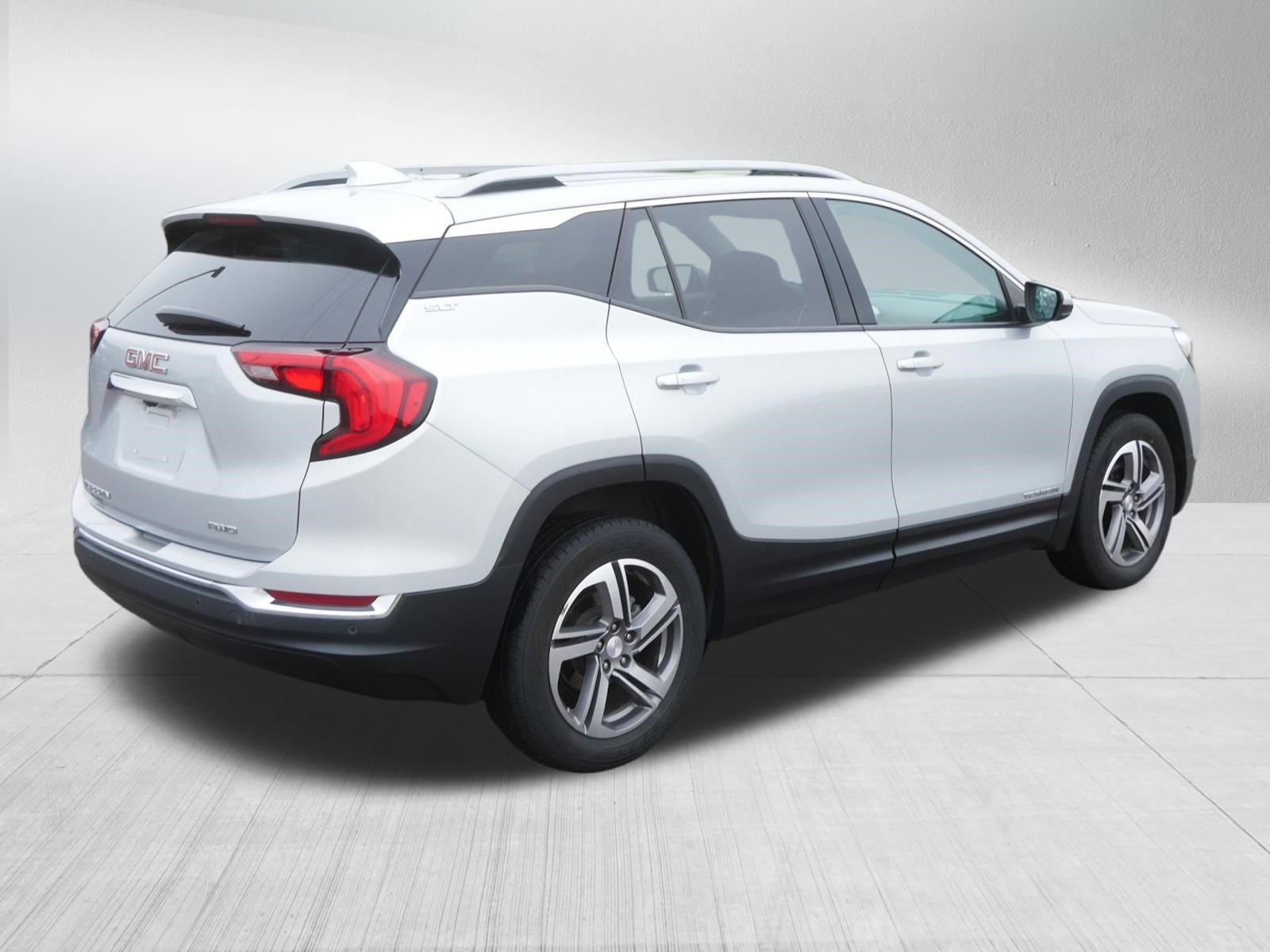 Used 2021 GMC Terrain SLT w/ Infotainment Package II AWD/4WD image 7