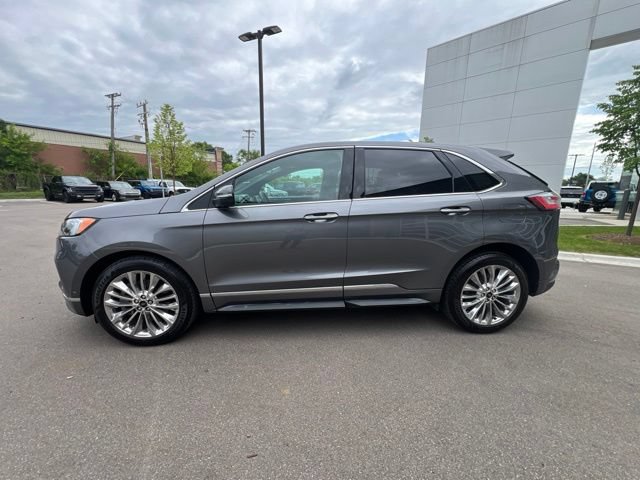 Used 2021 Ford Edge Titanium w/ Equipment Group 301A AWD/4WD image 8