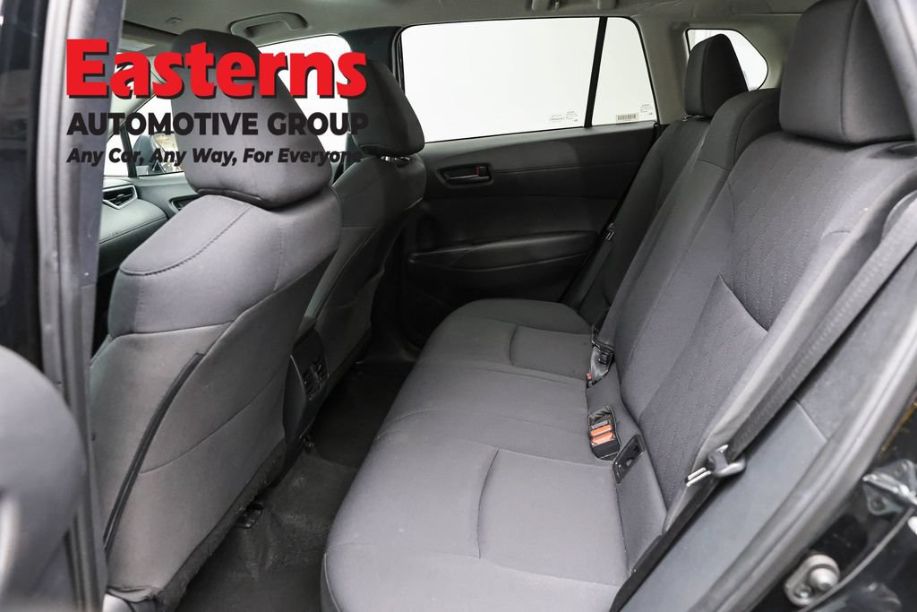 Used 2024 Toyota Corolla Cross LE FWD image 20