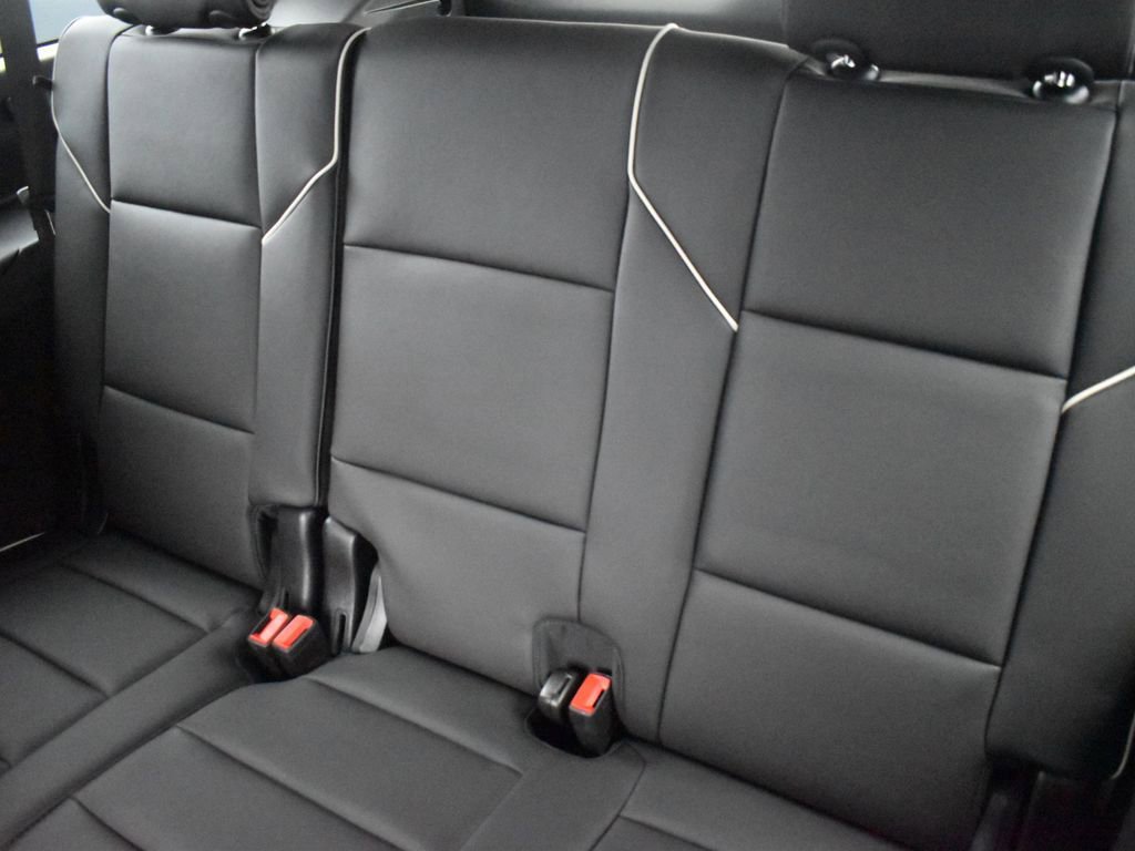 Certified 2026 Cadillac Escalade ESV Sport w/ Touring Package image 31