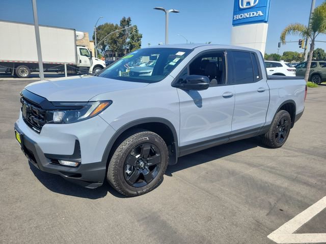 Certified 2025 Honda Ridgeline Black Edition image 2