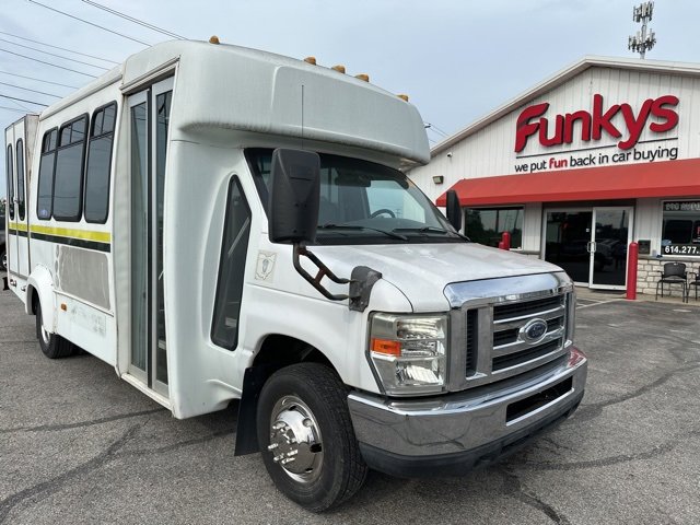 Used 2008 Ford E-350 and Econoline 350 Super Duty image 1