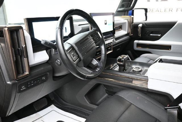 Used 2024 GMC Hummer EV 2X w/ LPO, Illumination Package AWD/4WD image 15