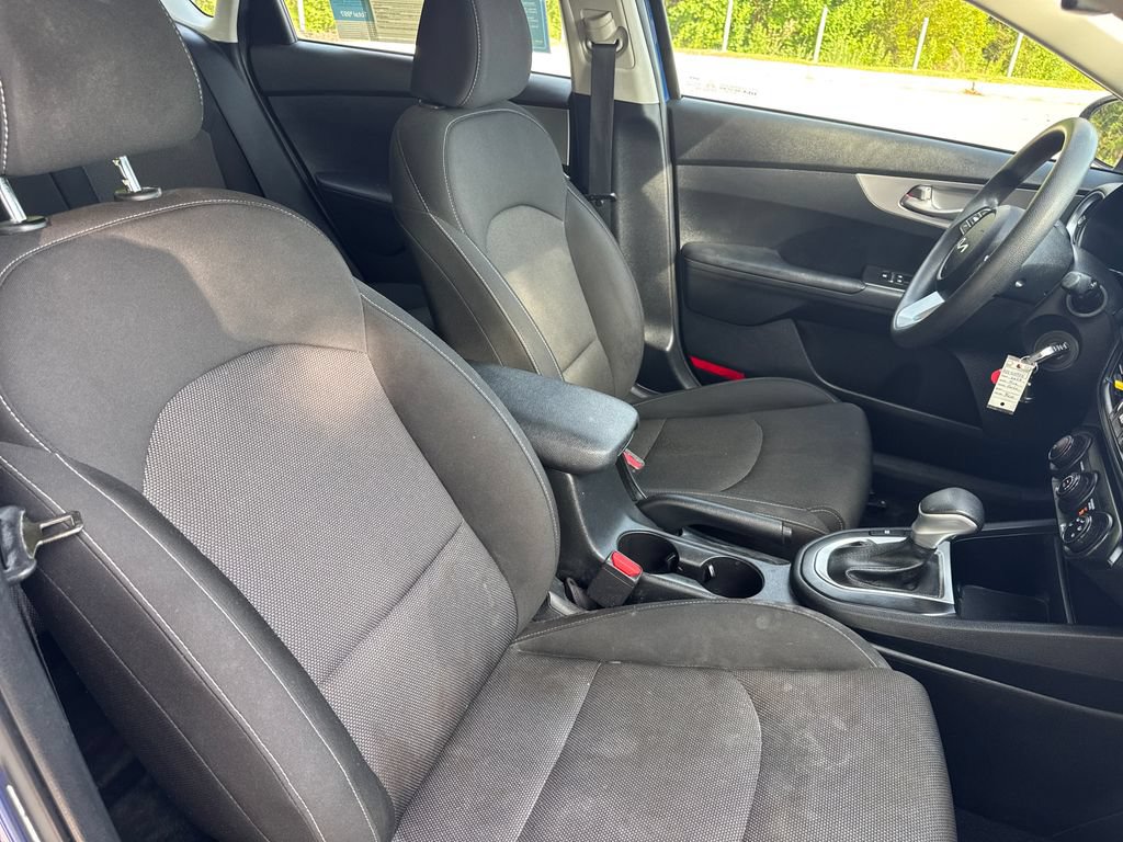 Used 2023 Kia Forte LXS w/ LXS Technology Package FWD image 35