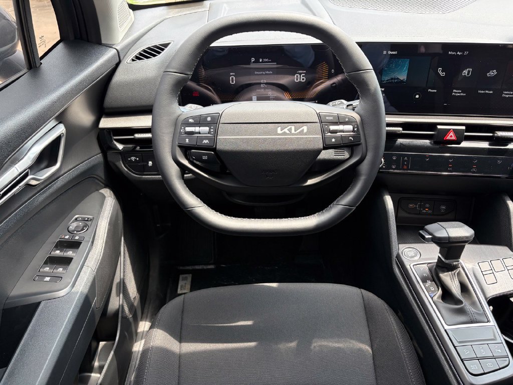 New 2026 Kia Sportage LX FWD image 17