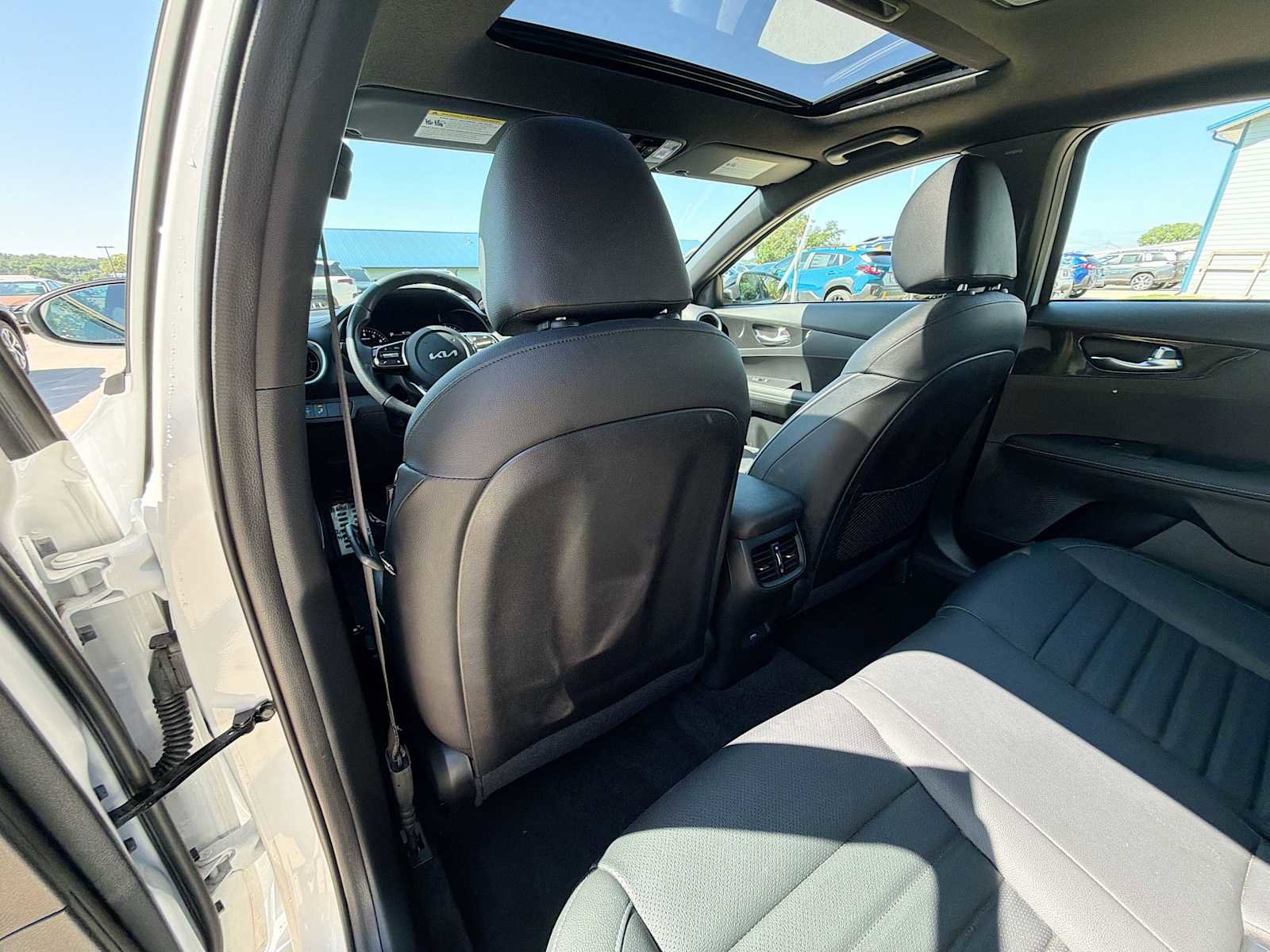 Used 2024 Kia Forte GT-Line w/ GT-Line Premium Package FWD image 15