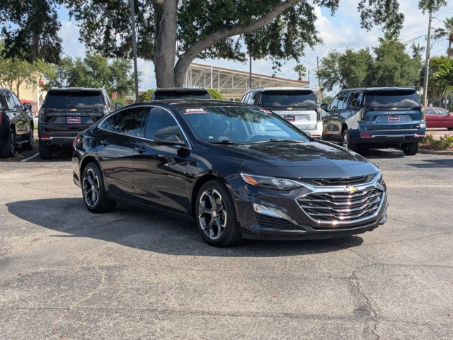 Used 2023 Chevrolet Malibu LT FWD image 3
