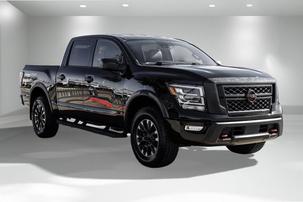 Used 2023 Nissan Titan PRO-4X w/ Off Road Protection Package image 5