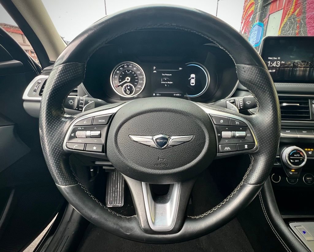 Used 2022 Genesis G70 2.0T image 38