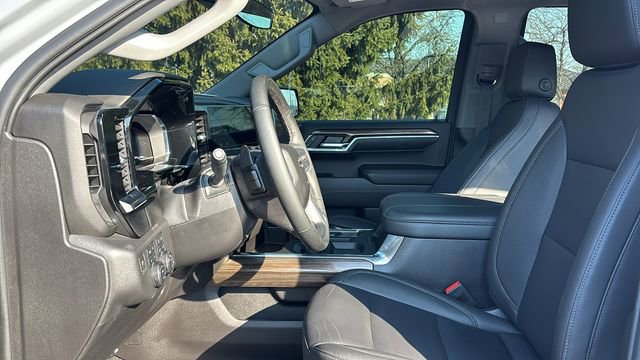 Used 2024 Chevrolet Silverado 1500 LT Trail Boss w/ LT Trail Boss Premium Package image 33