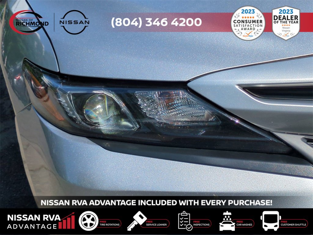 Used 2022 Toyota Camry SE image 11