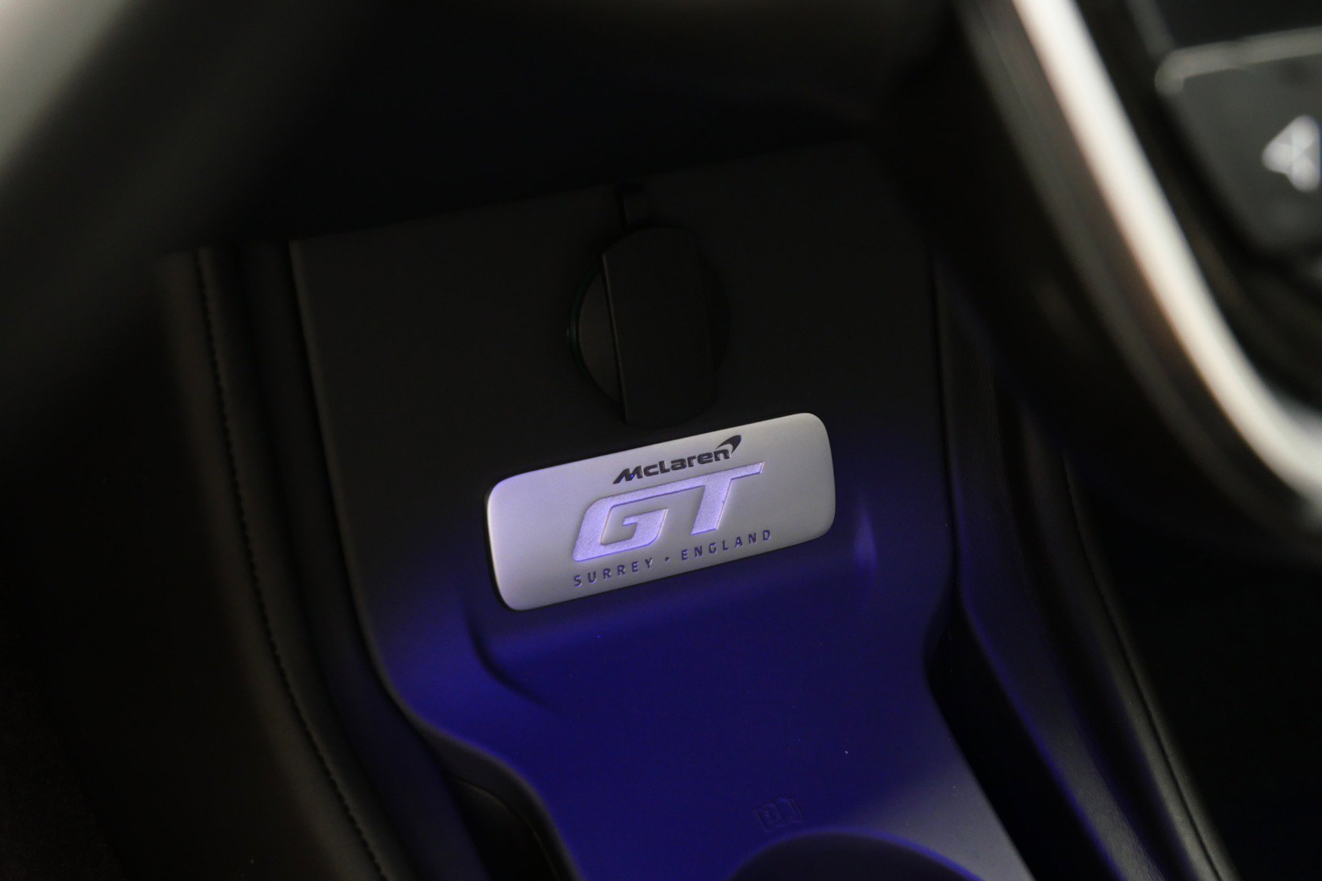 Used 2023 McLaren GT image 12