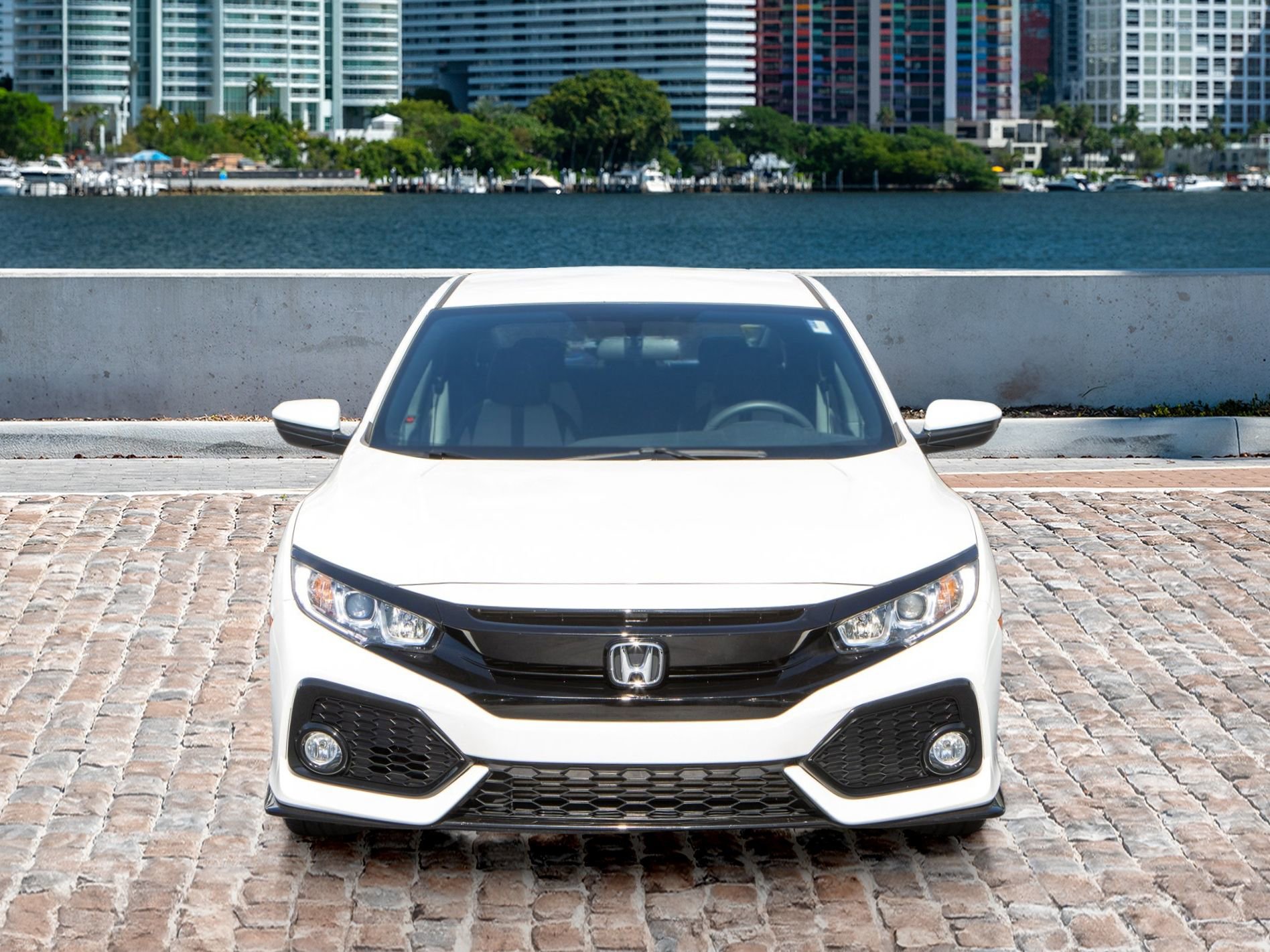 Certified 2018 Honda Civic Sport image 2