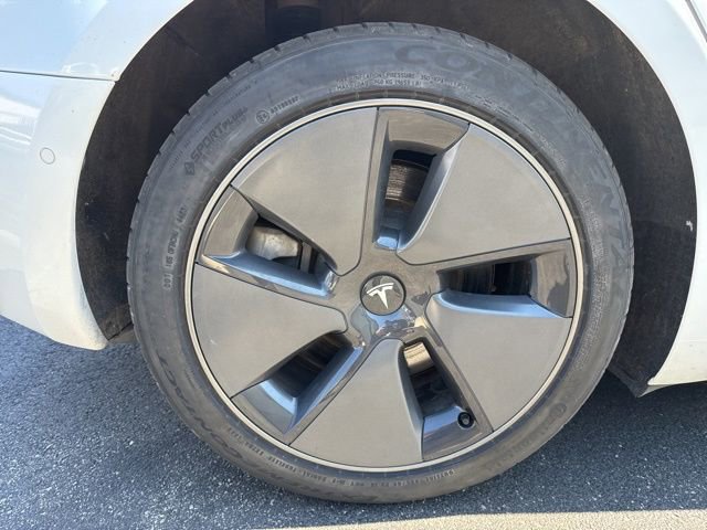 Used 2021 Tesla Model 3 Long Range AWD/4WD image 18
