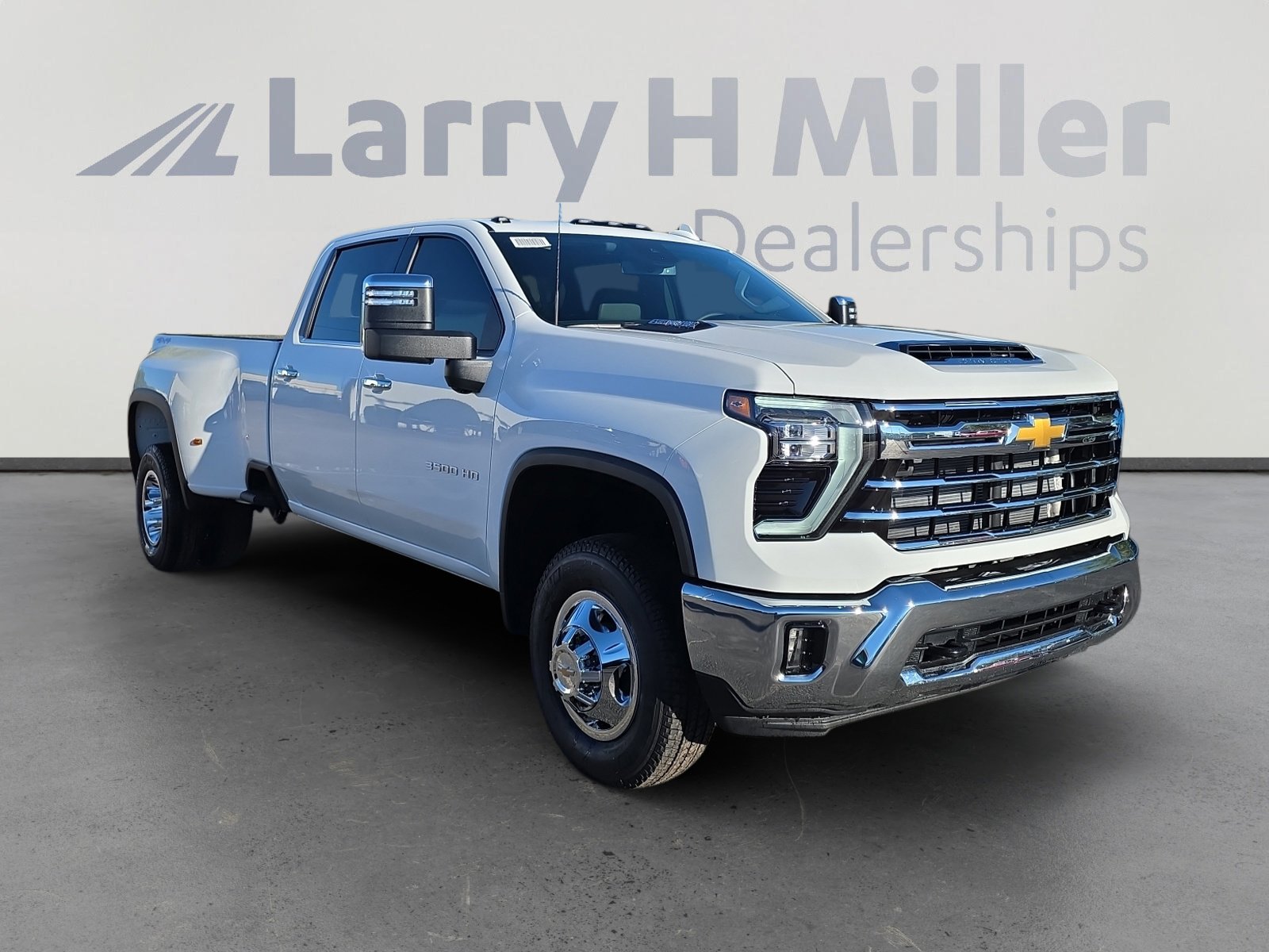 New 2026 Chevrolet Silverado 3500 LTZ w/ LTZ Convenience Package image 7