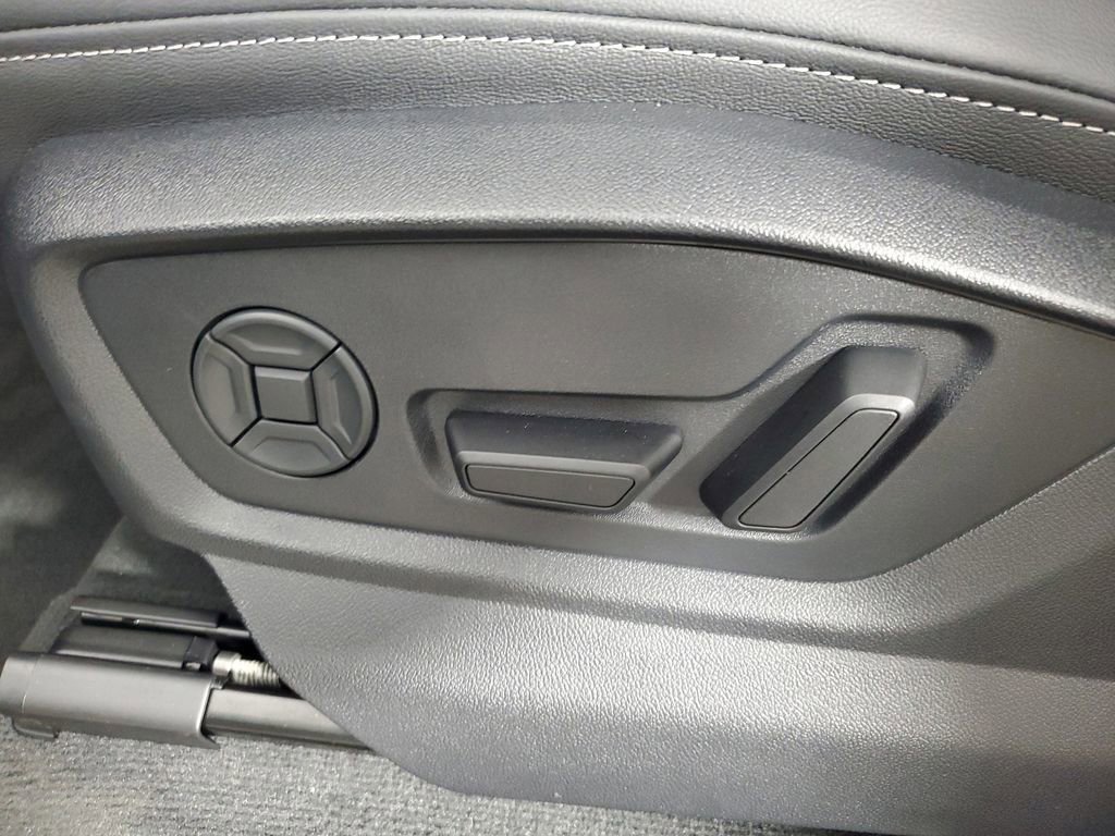 New 2026 Audi Q8 Premium Plus AWD/4WD image 21