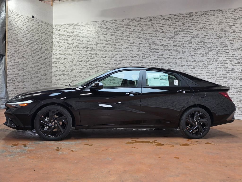 New 2026 Hyundai Elantra Sport w/ Cargo Package FWD image 5