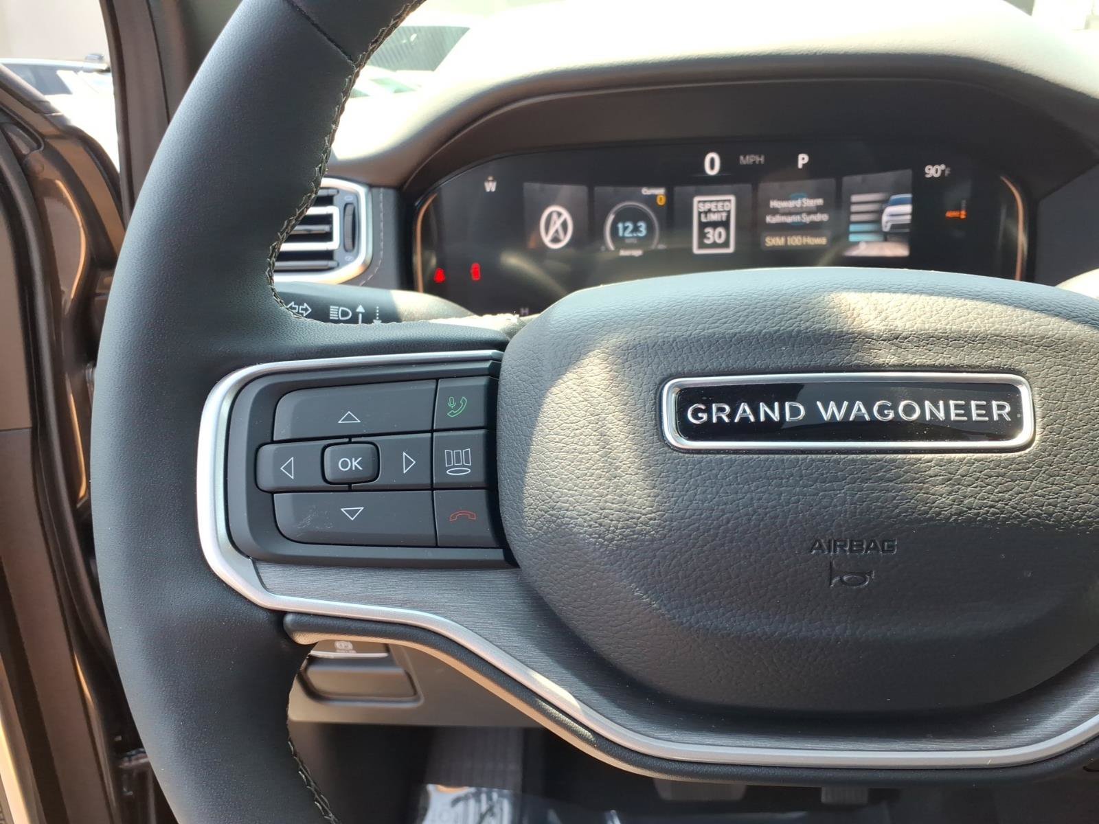 Used 2026 Jeep Grand Wagoneer Limited AWD/4WD image 24