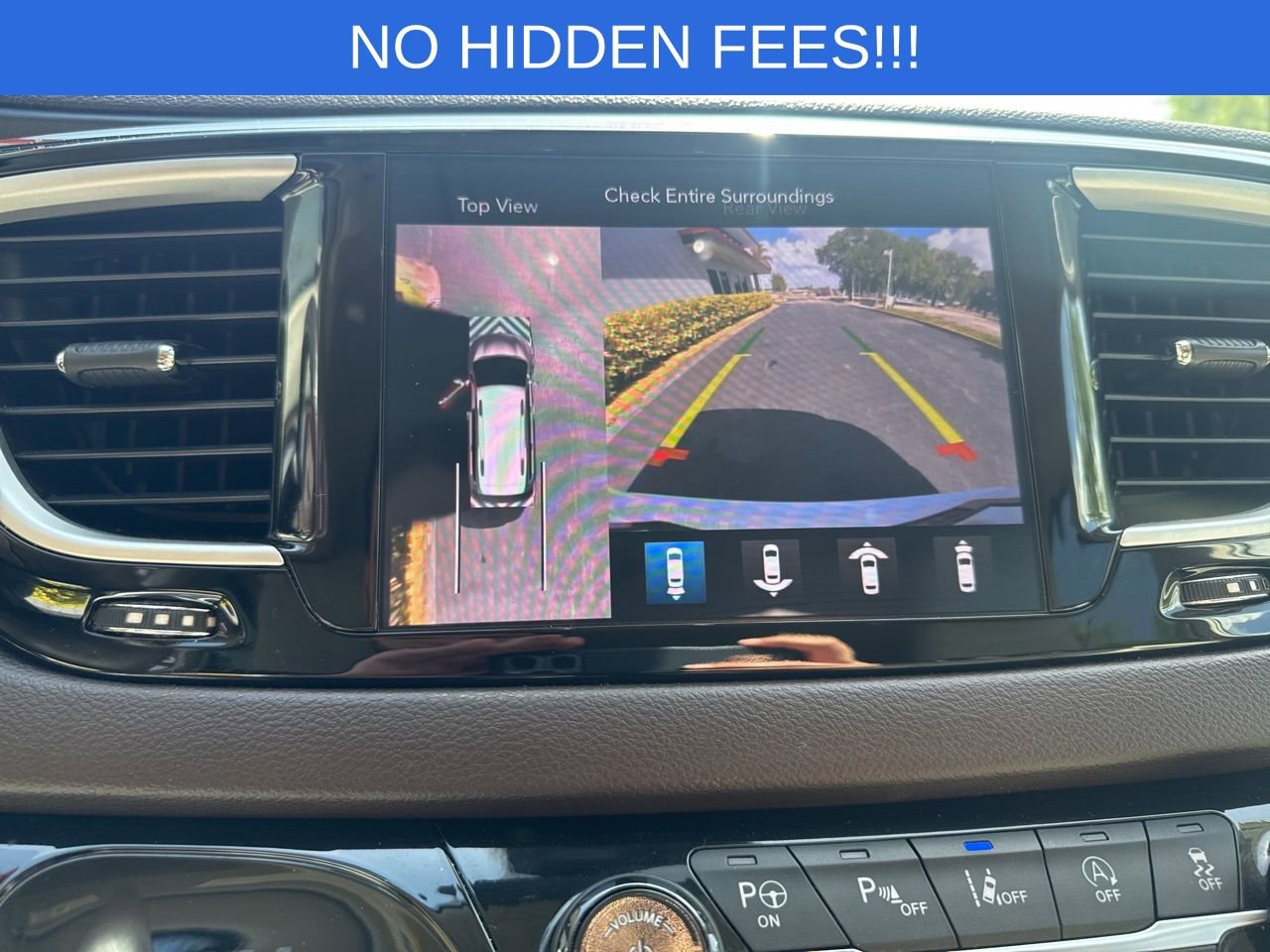 Used 2020 Chrysler Pacifica Touring-L w/ Advanced Safetytec Group FWD image 28