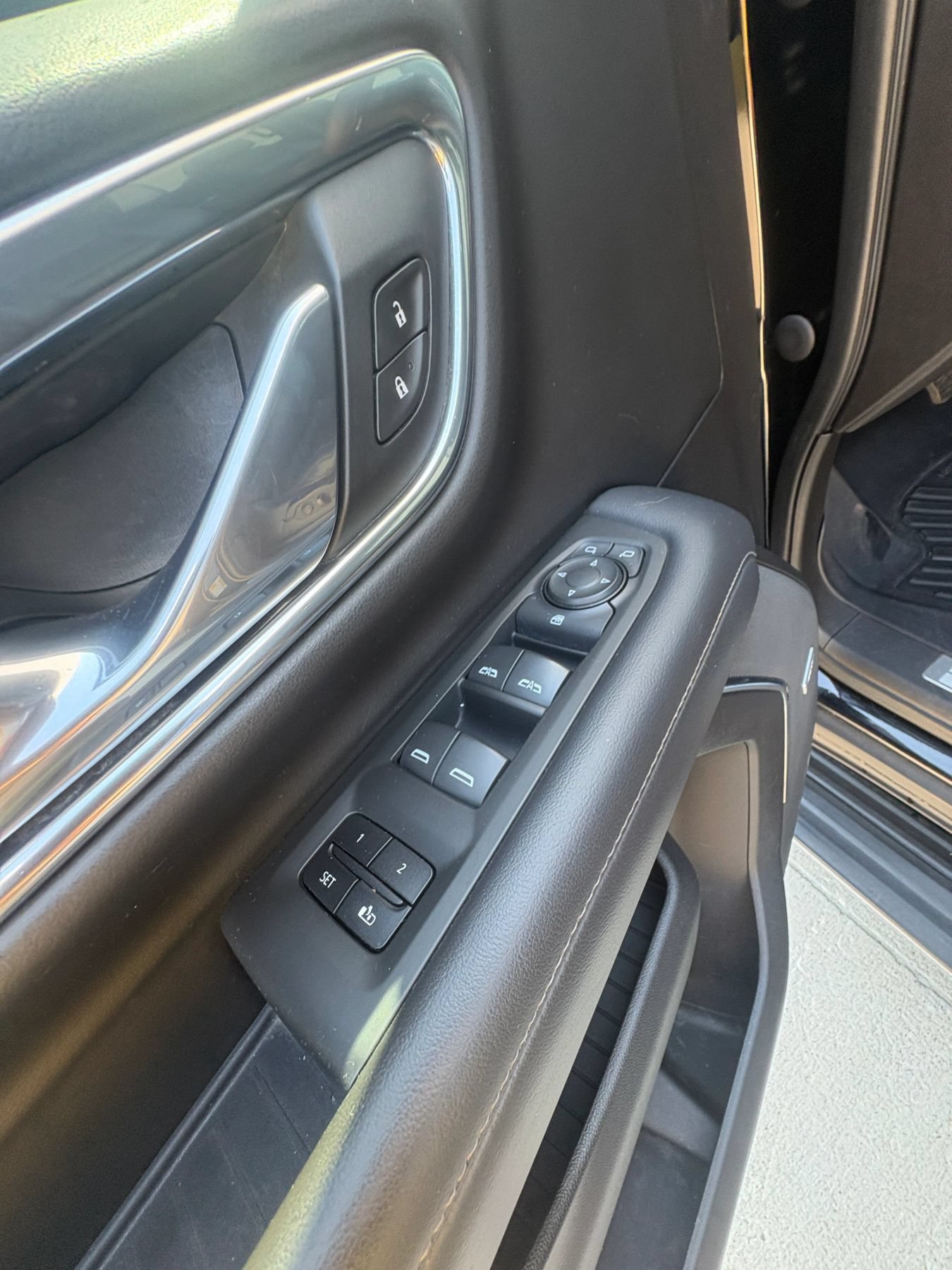 Used 2021 Chevrolet Tahoe LT RWD image 25
