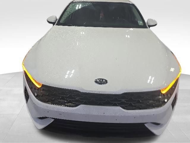 Used 2021 Kia K5 LXS FWD image 2