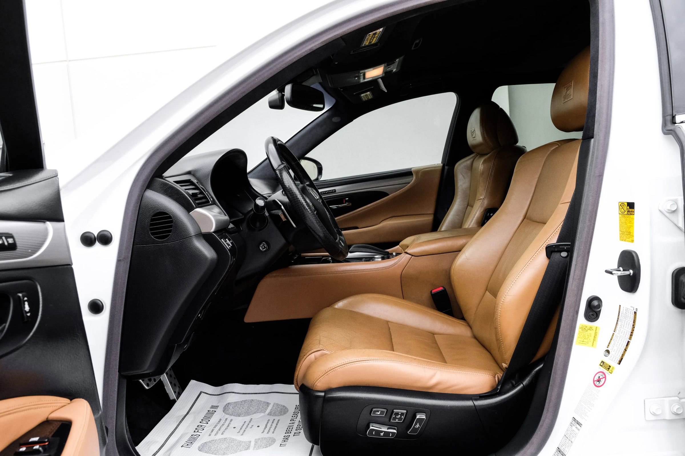 Used 2014 Lexus LS 460 AWD w/ F Sport Package image 4