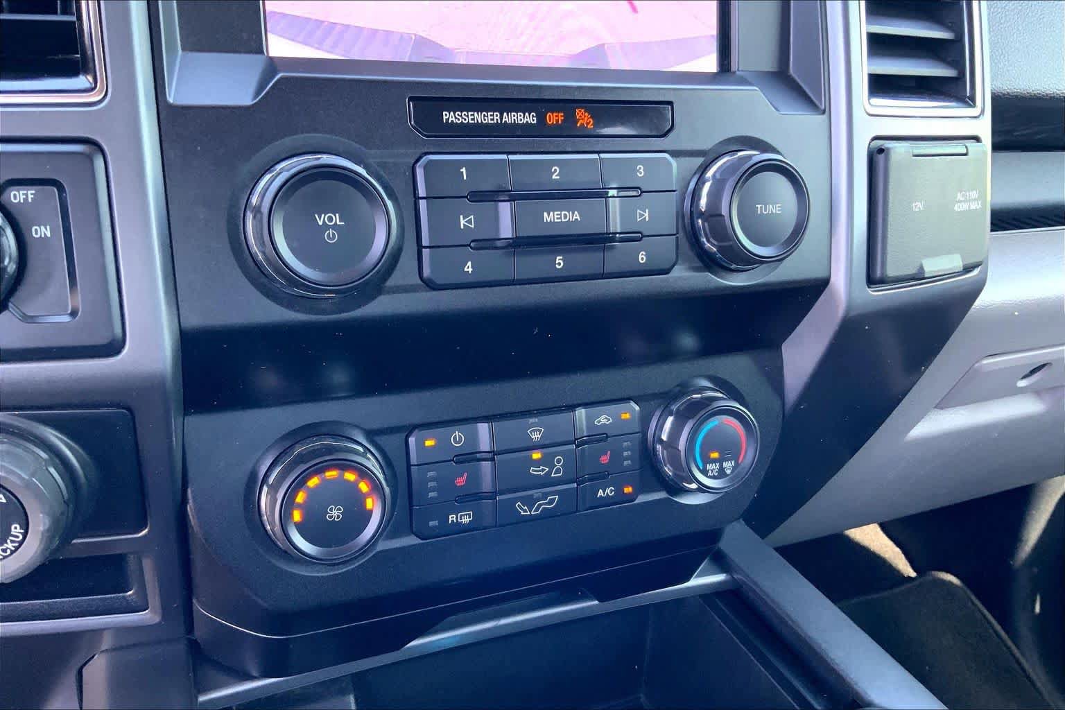 Used 2019 Ford F150 XLT w/ Equipment Group 302A Luxury RWD image 30