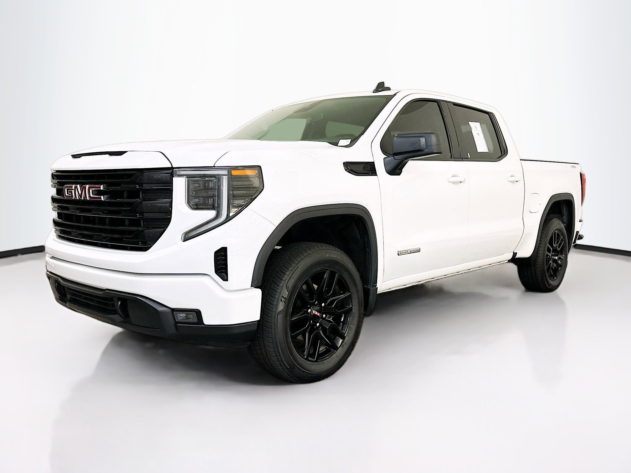 Used 2024 GMC Sierra 1500 Elevation image 3