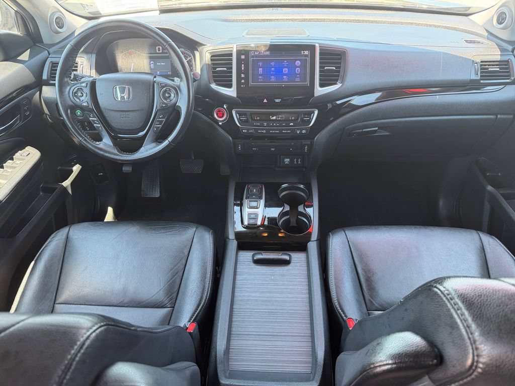 Used 2016 Honda Pilot Touring image 16