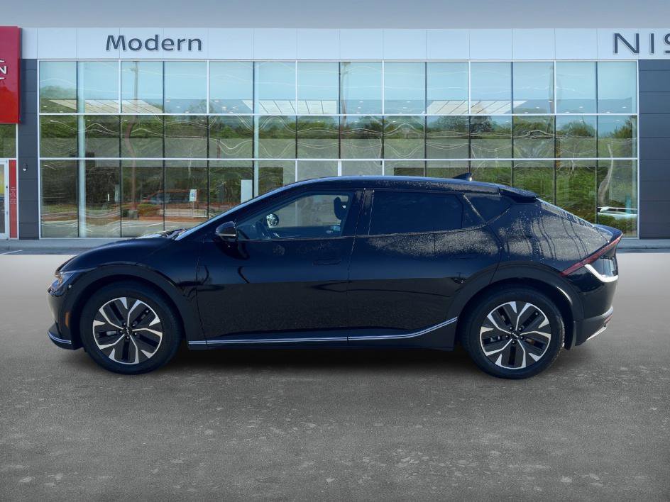 Used 2024 Kia EV6 Light image 8