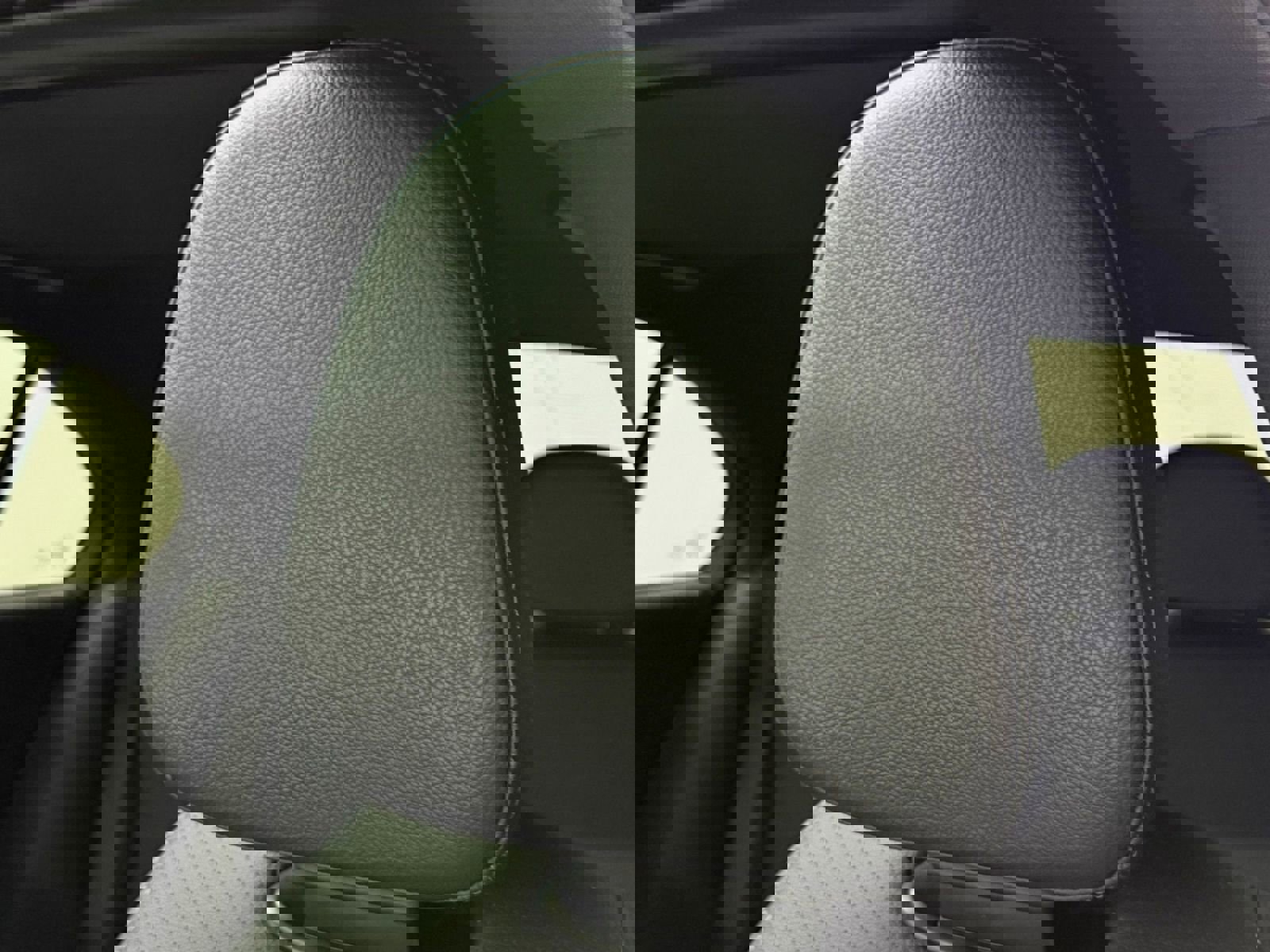 Used 2024 Mercedes-Benz C 300 C300 w/ Advanced USB Package image 33