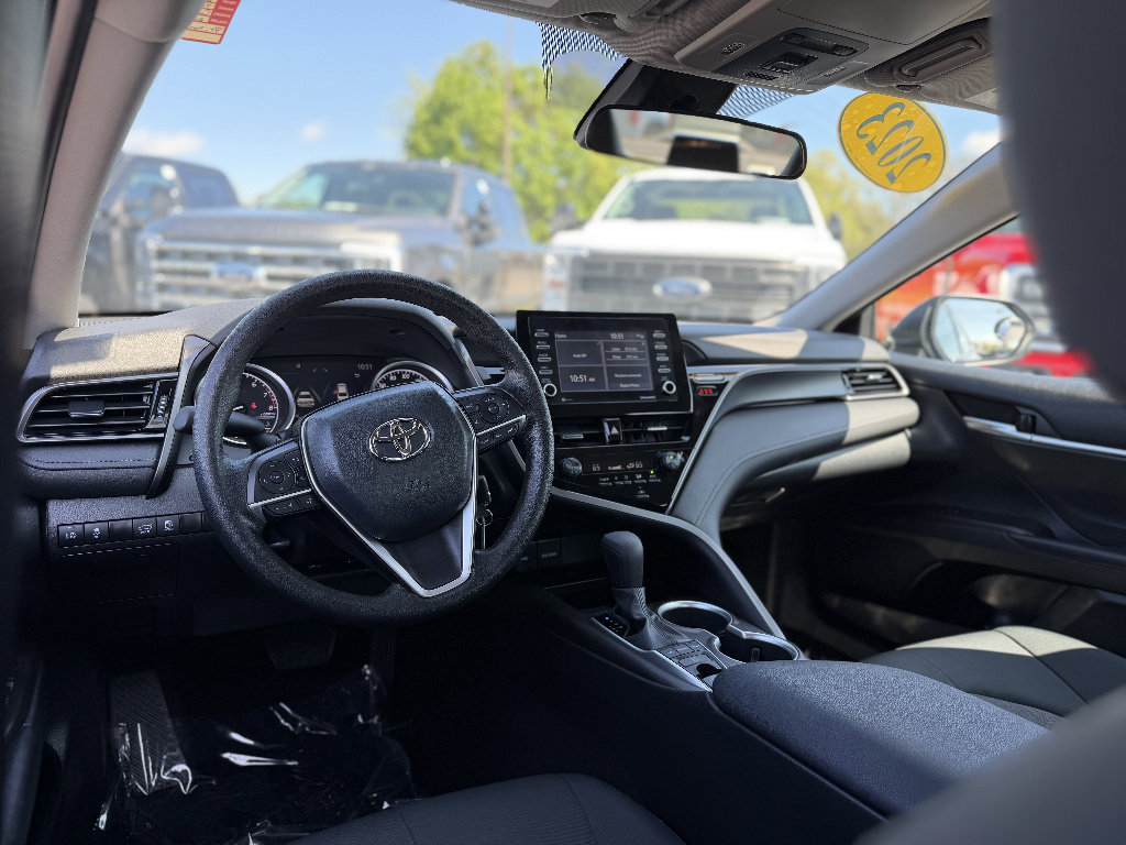 Used 2023 Toyota Camry LE AWD/4WD image 13