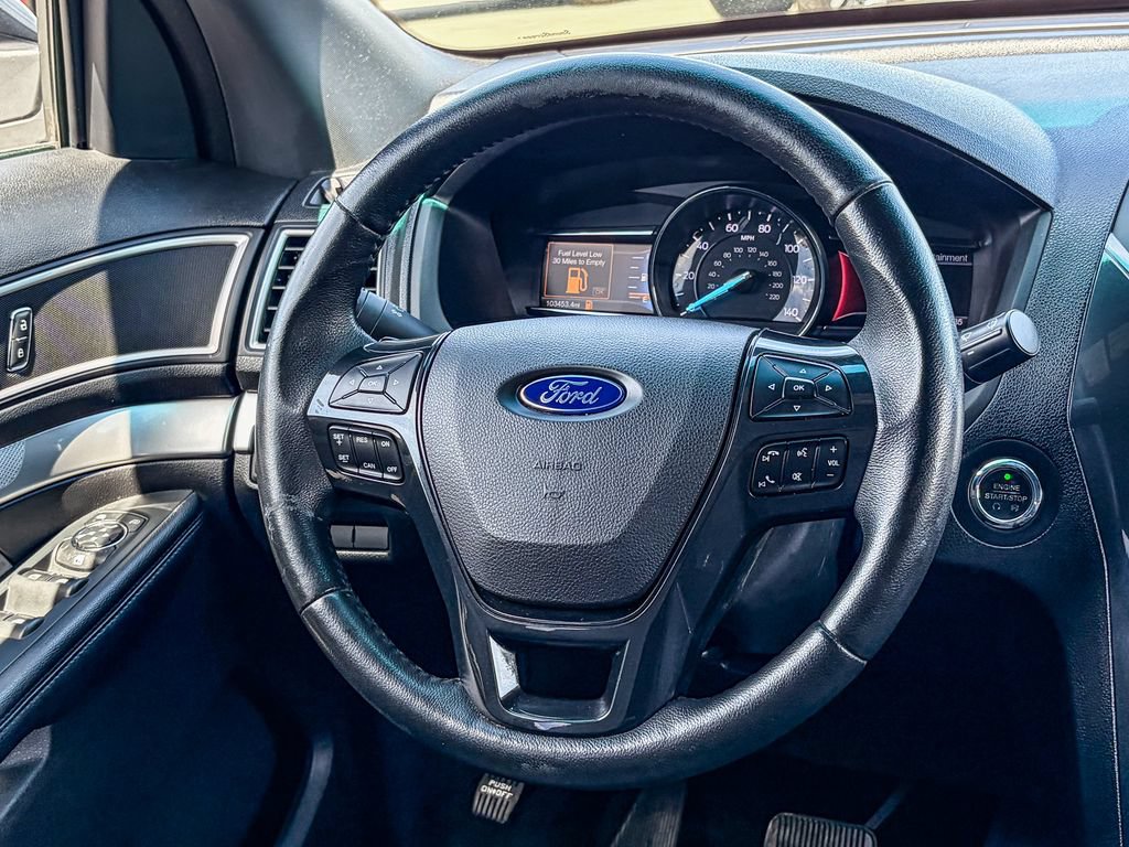 Used 2017 Ford Explorer XLT w/ Equipment Group 202A FWD image 19