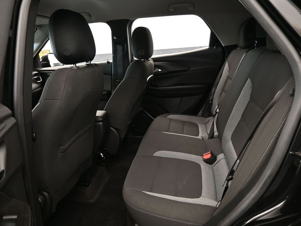 Used 2024 Chevrolet TrailBlazer LT image 30