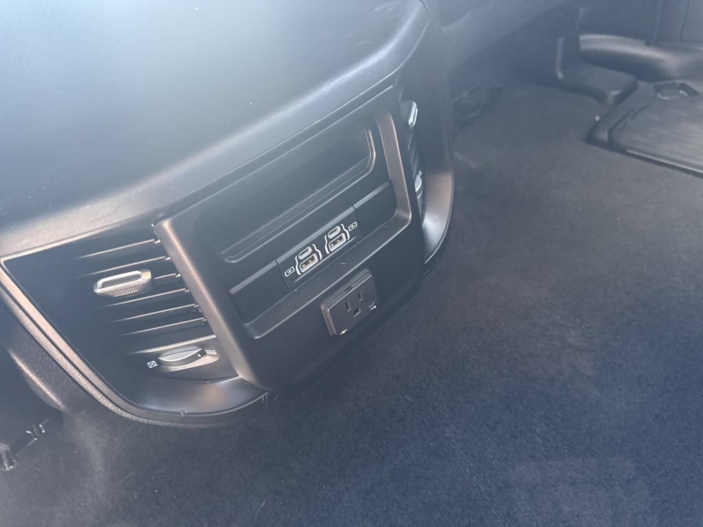Used 2022 RAM 1500 Laramie AWD/4WD image 35