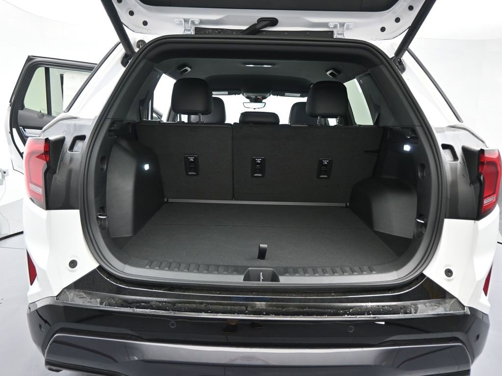 New 2026 GMC Terrain AT4 w/ Convenience Package III image 26