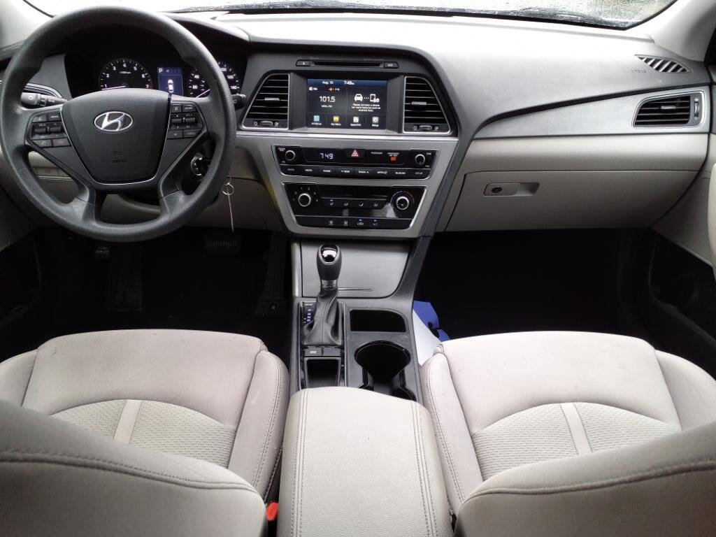 Used 2016 Hyundai Sonata SE FWD image 10