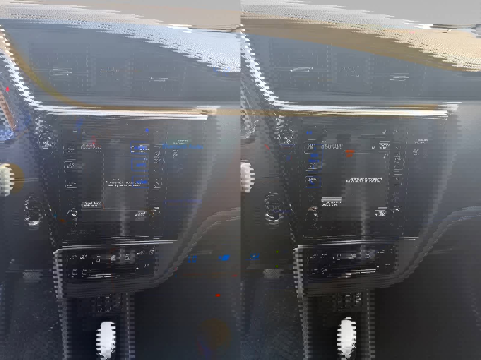 Used 2017 Toyota Corolla XSE w/ Protection Package FWD image 15