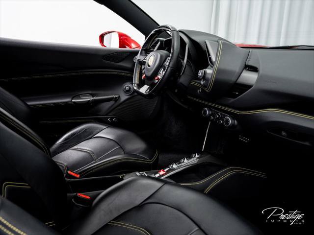 Used 2018 Ferrari 488 GTB RWD image 39