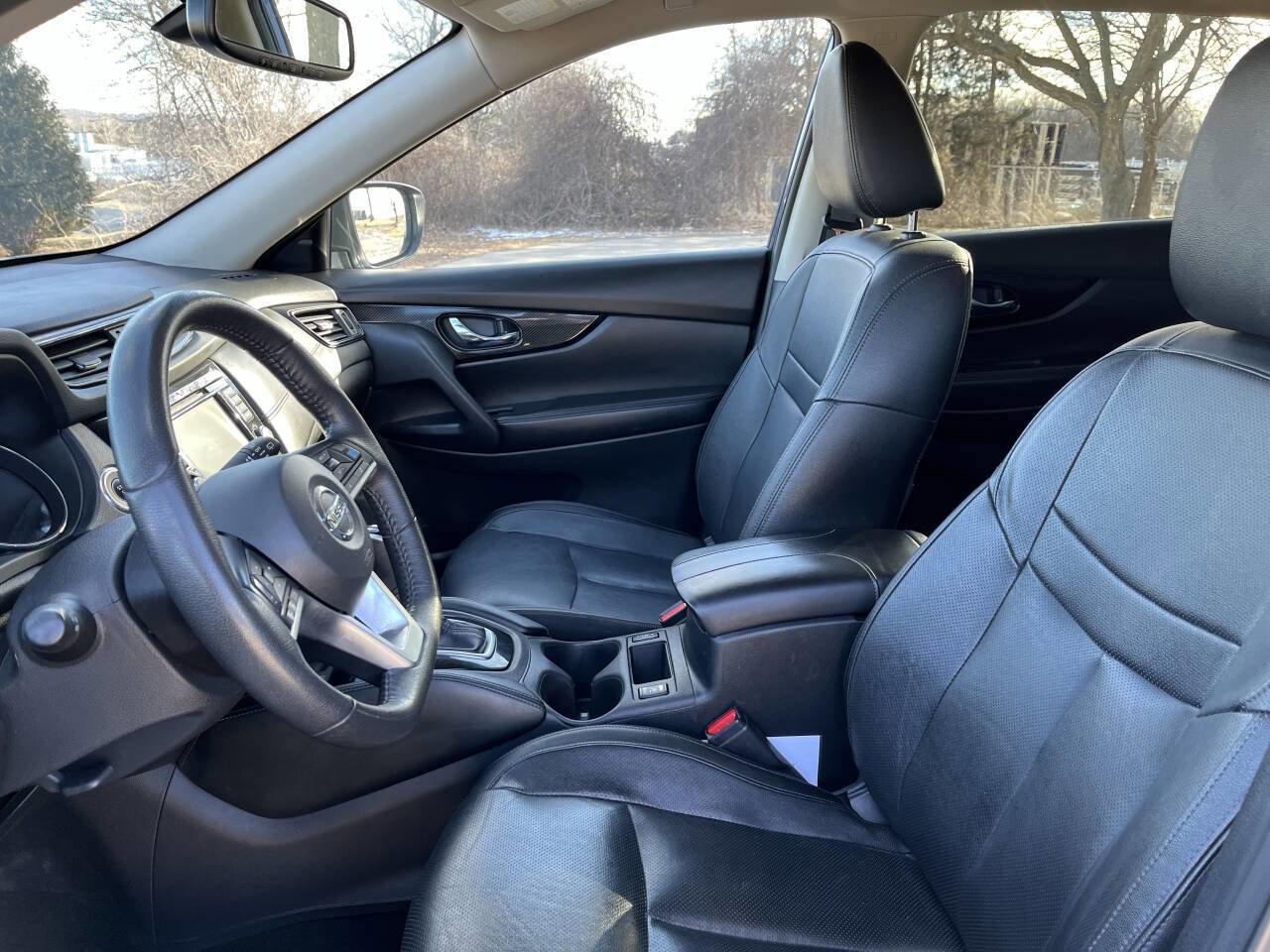 Used 2020 Nissan Rogue SL AWD/4WD image 12