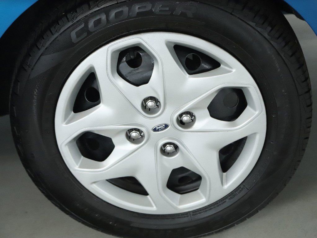Used 2013 Ford Fiesta SE image 37