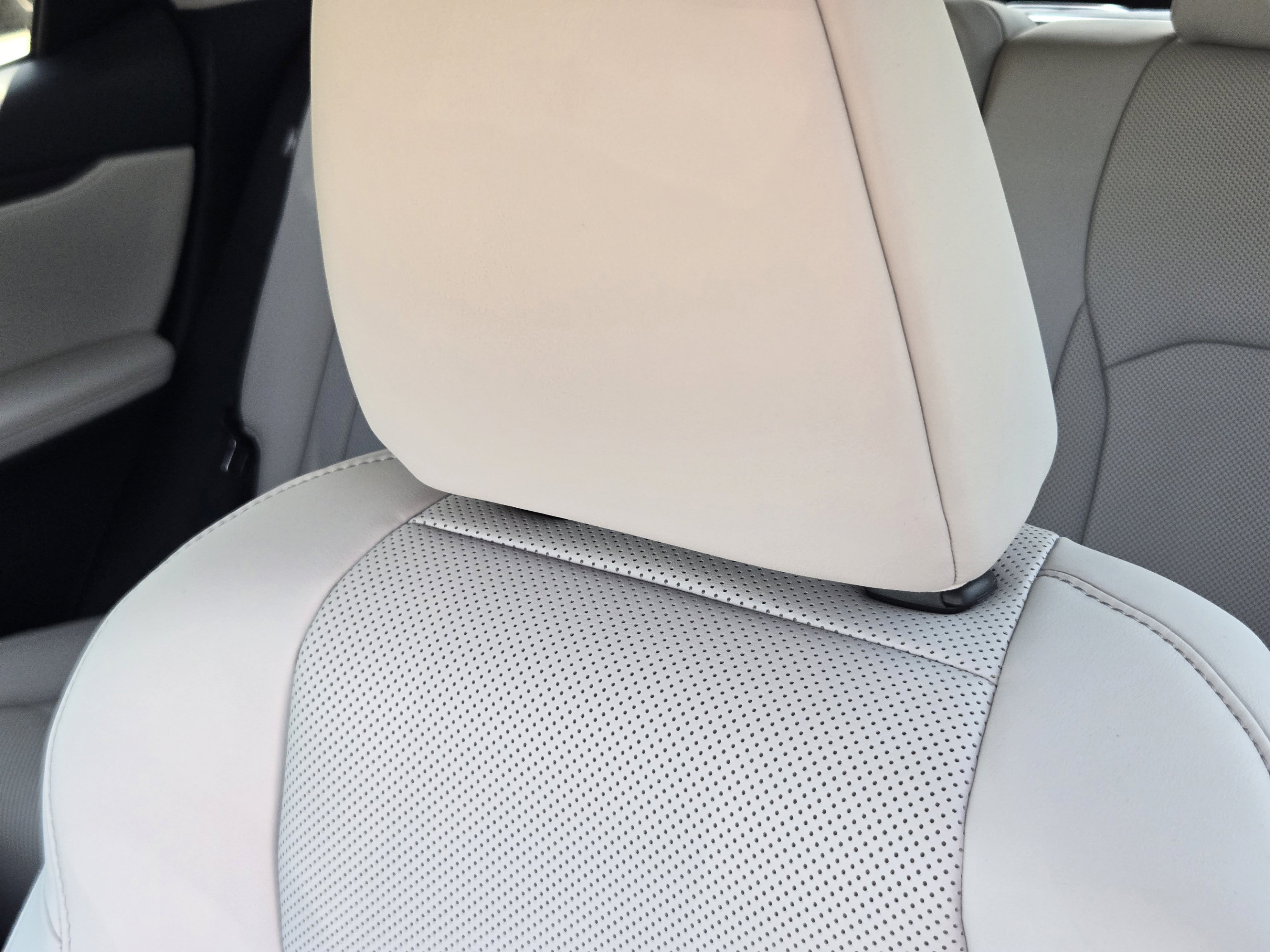 Certified 2022 Lexus RX 350 FWD w/ Premium Package image 7