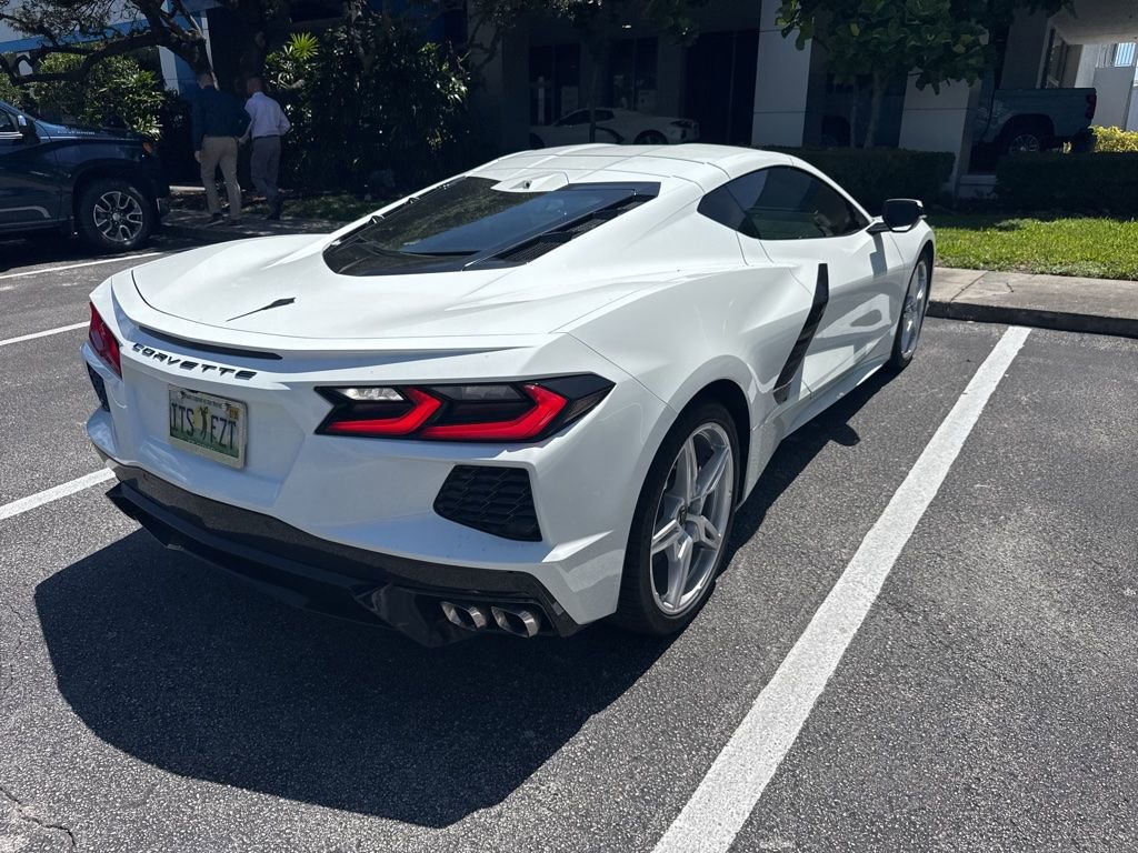 Used 2024 Chevrolet Corvette Stingray Preferred Cpe w/ Battery Protection Package RWD image 10