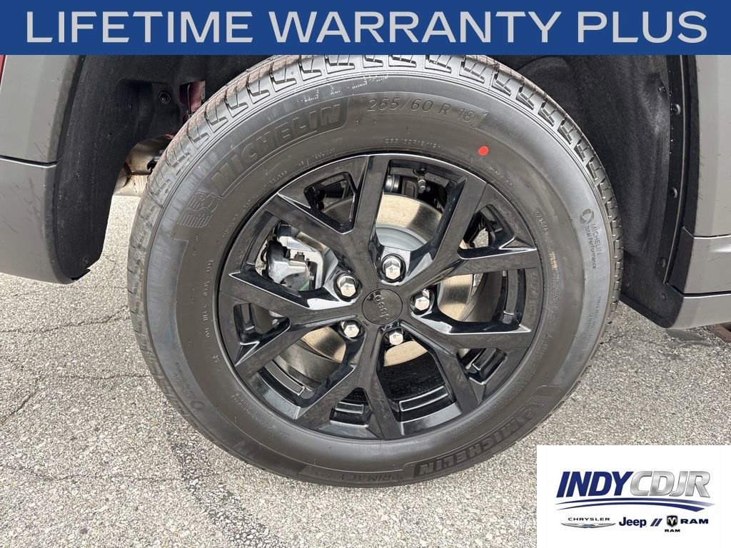 New 2026 Jeep Grand Cherokee Altitude AWD/4WD image 12