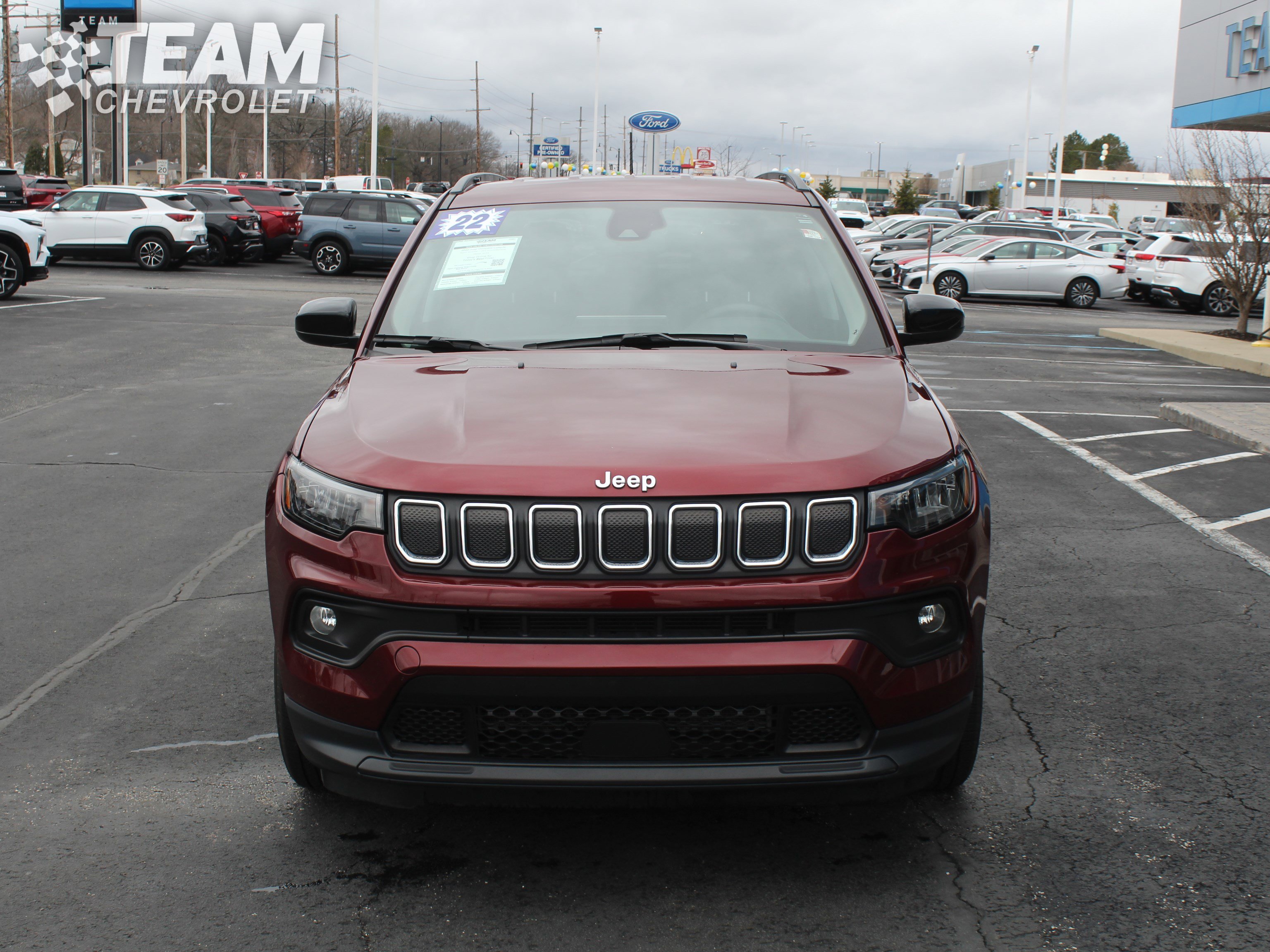 Used 2022 Jeep Compass Latitude image 9